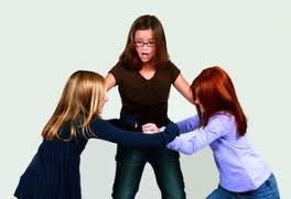 Как помочь ребенку в разрешении школьных конфликтов